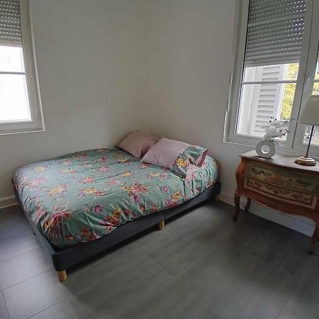 Charmant Deux Pieces A Arcueil, Mitoyen A La Maison Des Examens Appartement Buitenkant foto